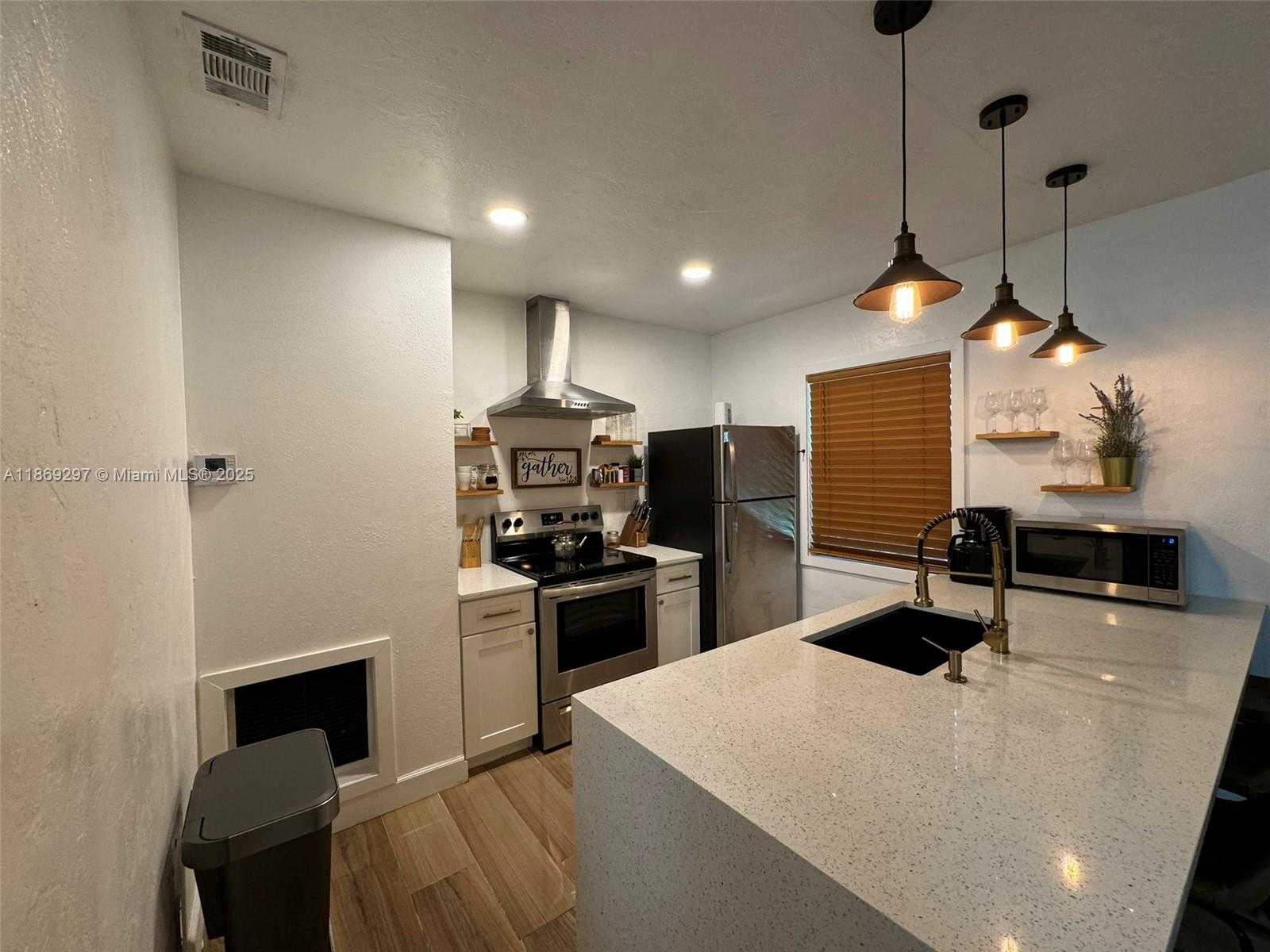 Small Image of 207 SOUTH WEST 11TH STREET, Fort Lauderdale Number 16