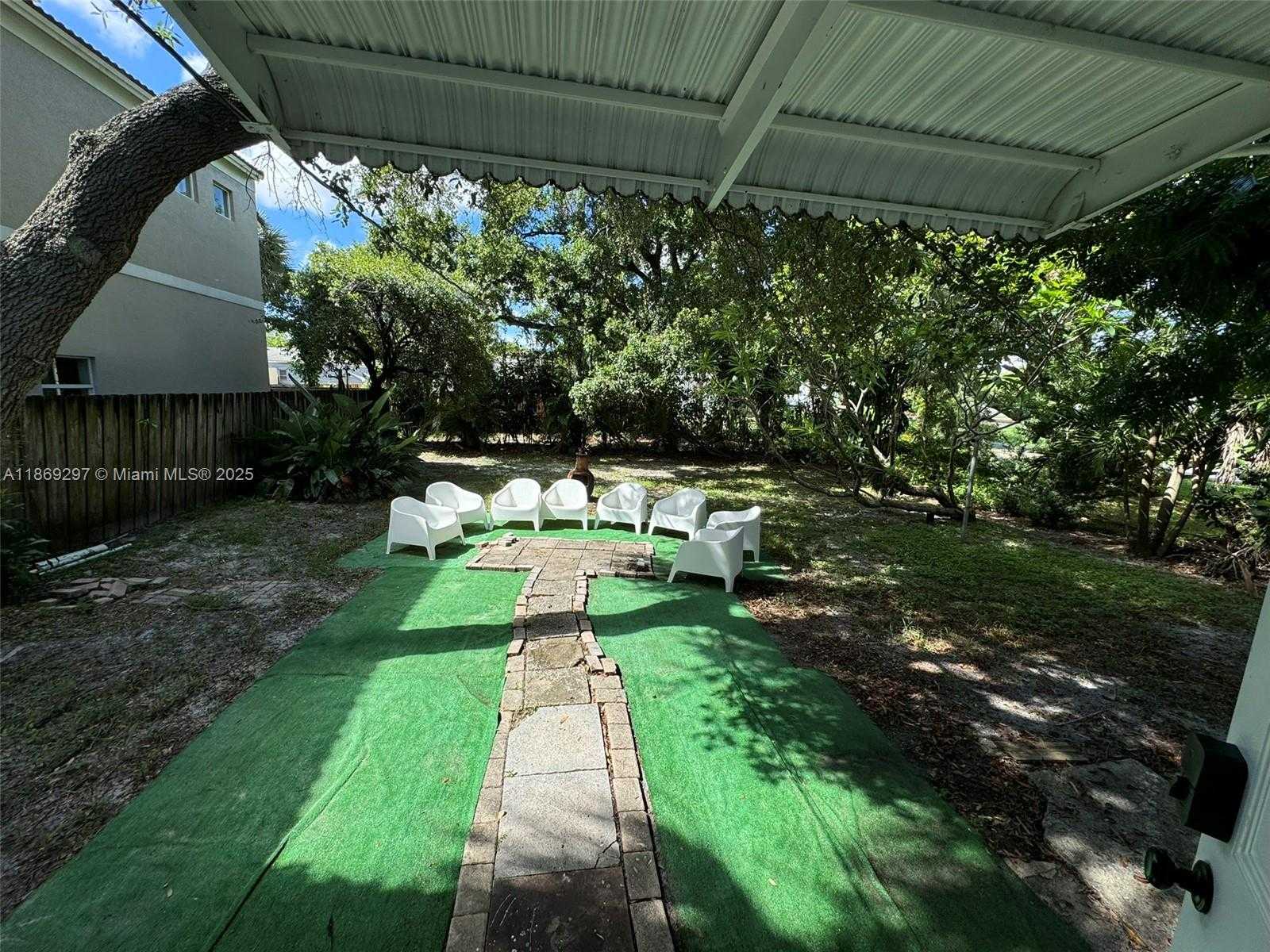 Small Image of 207 SOUTH WEST 11TH STREET, Fort Lauderdale Number 33