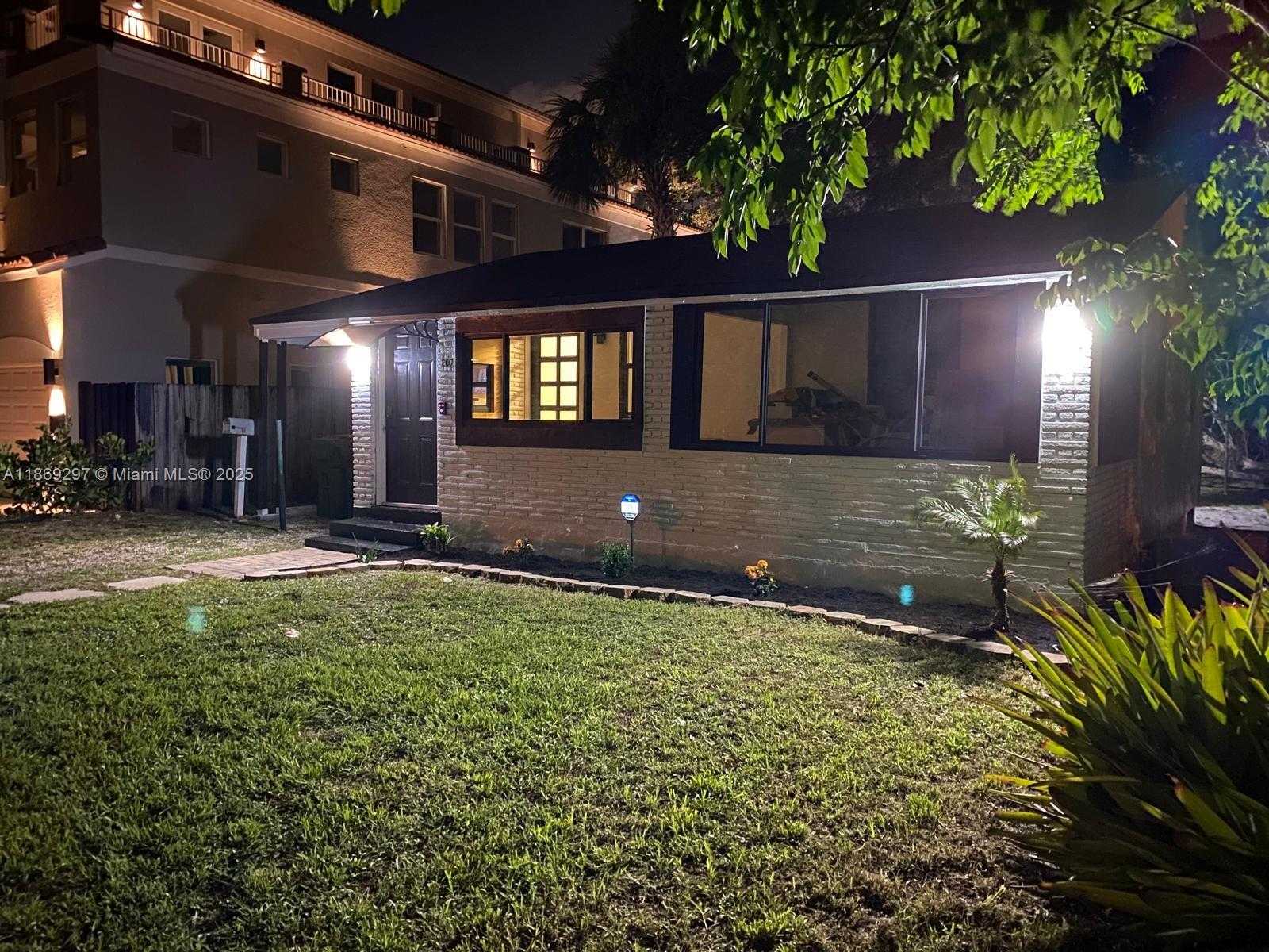 Small Image of 207 SOUTH WEST 11TH STREET, Fort Lauderdale Number 6