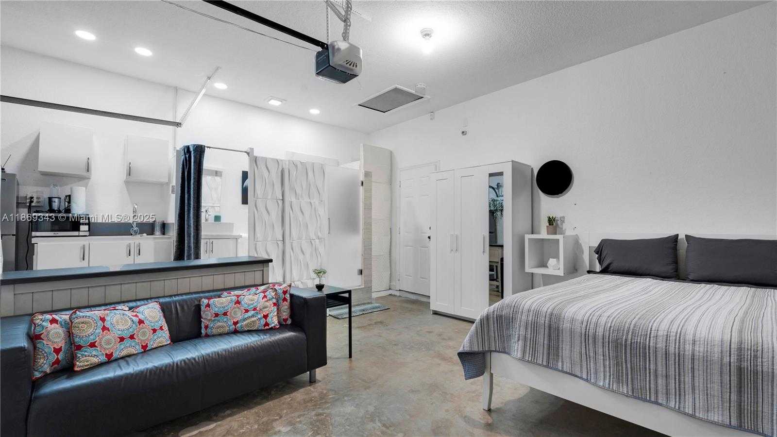 Small Image of 23813 SOUTH WEST 108TH CT, Homestead Number 20