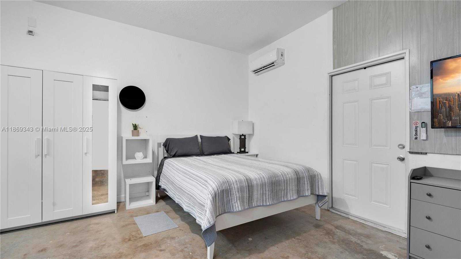 Small Image of 23813 SOUTH WEST 108TH CT, Homestead Number 21