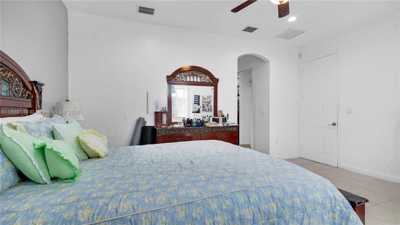 Small Image of 23813 SOUTH WEST 108TH CT, Homestead Number 33