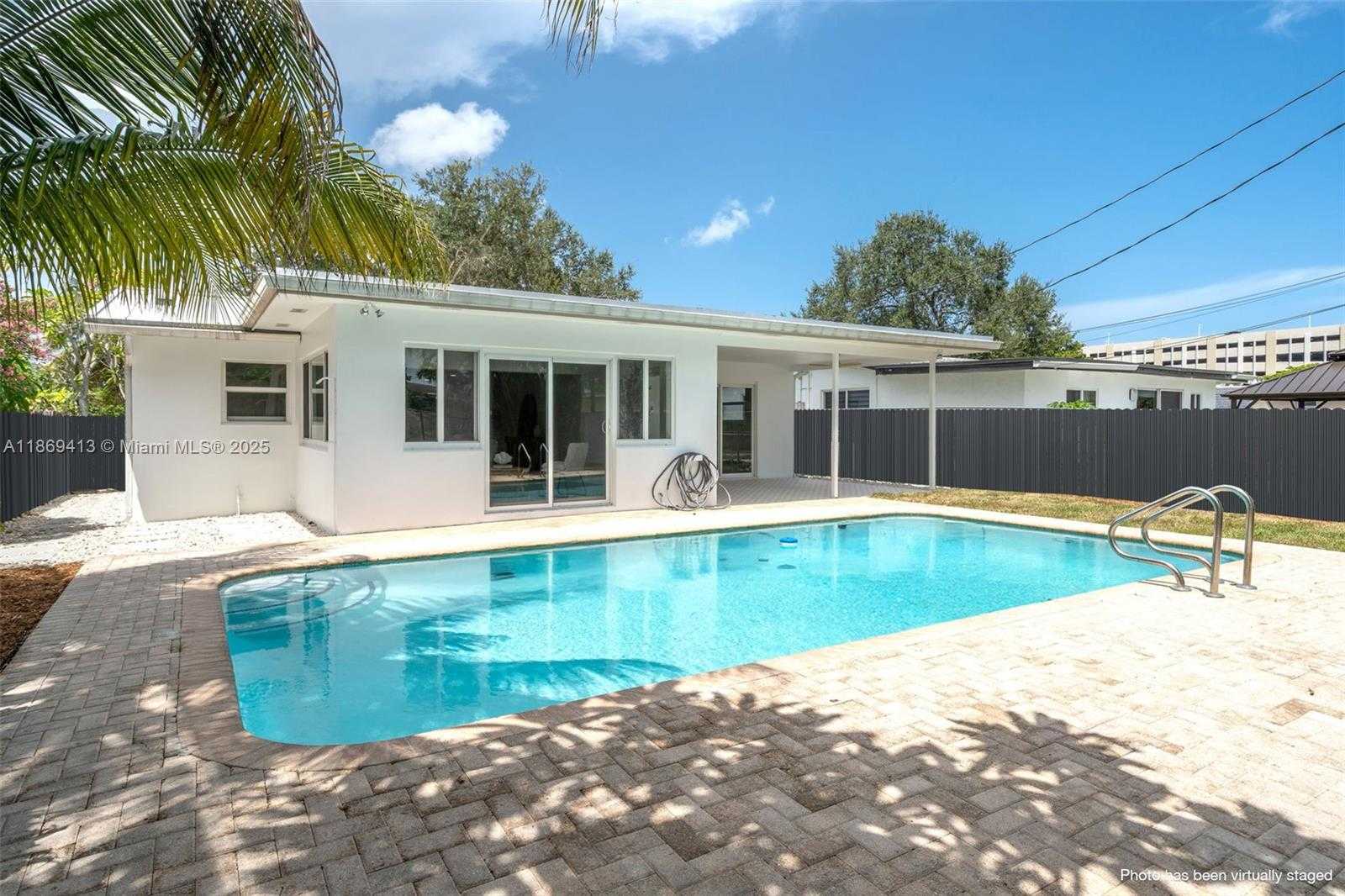 Small Image of 3920 HAYES ST, Hollywood Number 24