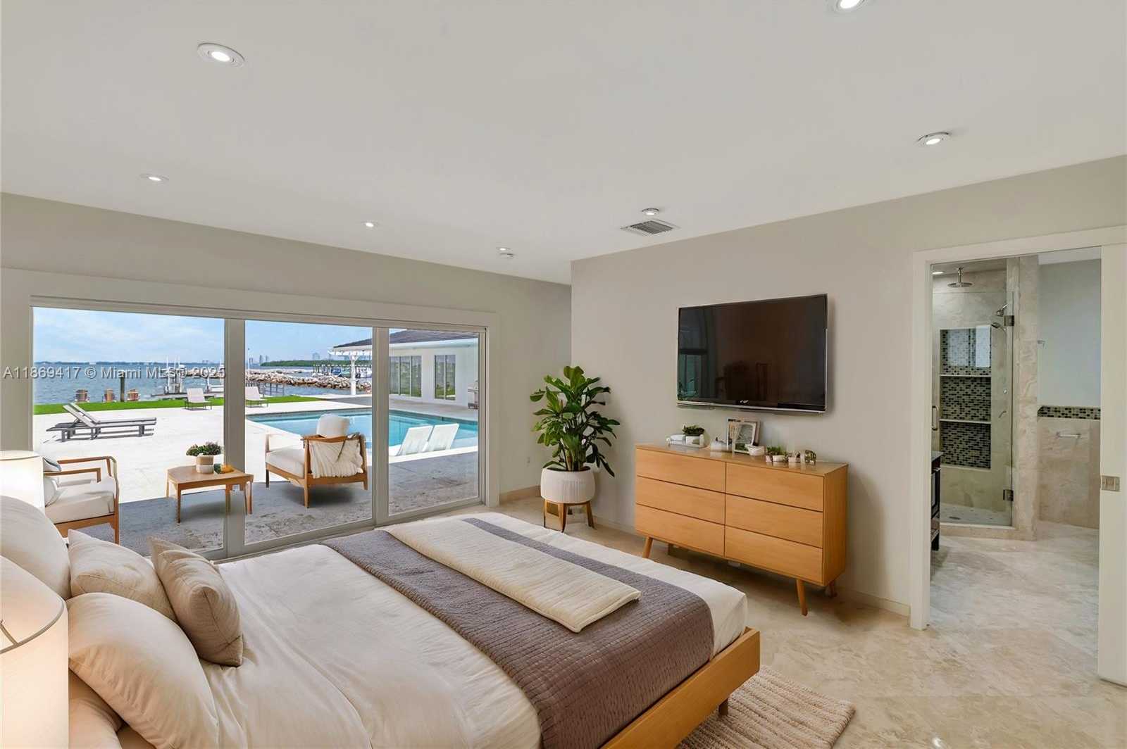 Small Image of 200 HARBOR DR, Key Biscayne Number 19