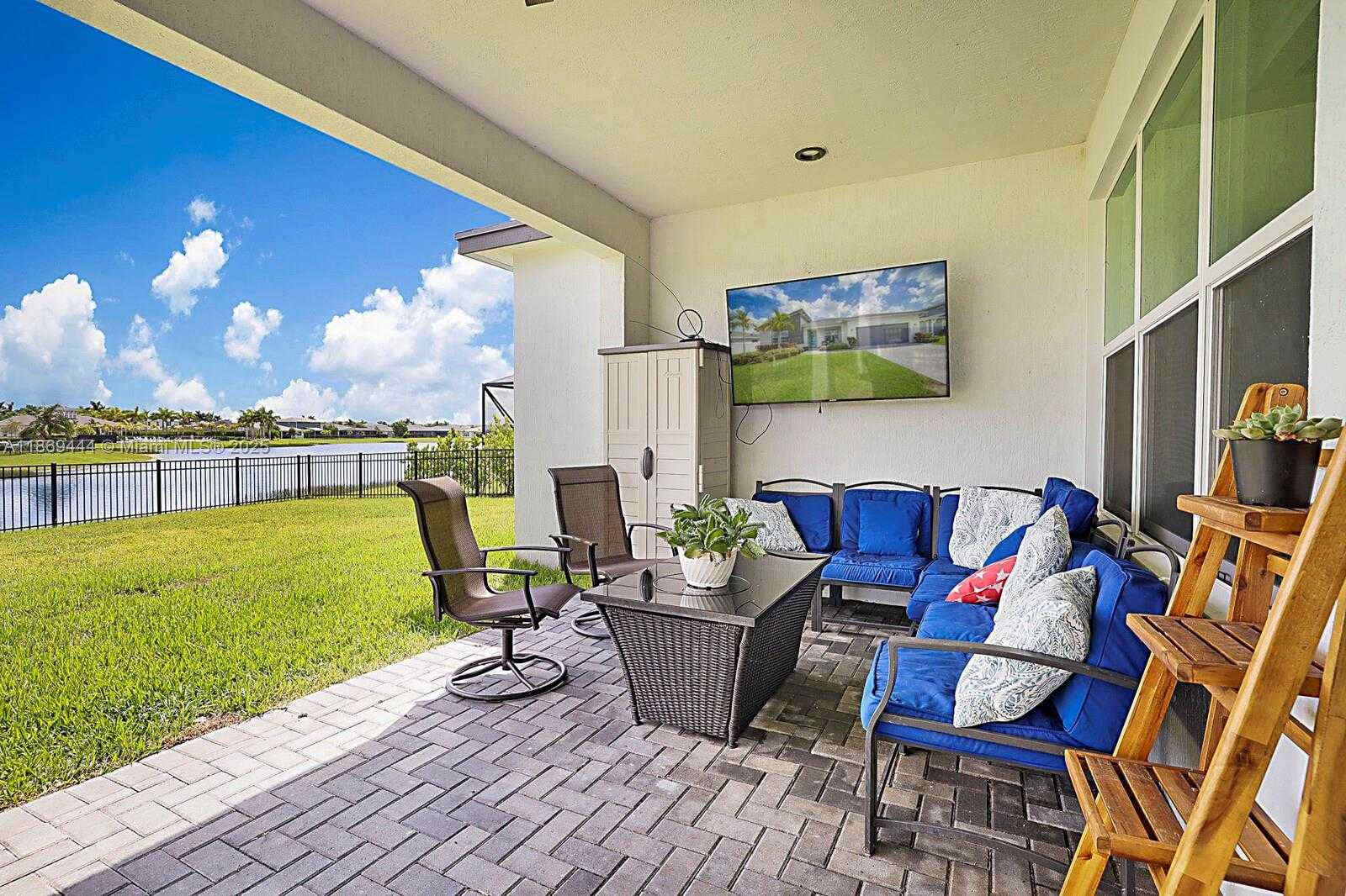 Small Image of 11428 SOUTH WEST LYRA DR, Port St. Lucie Number 33