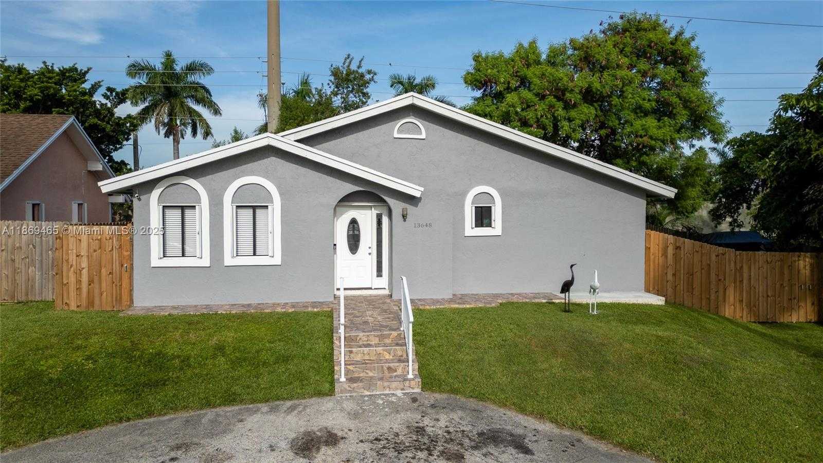 Small Image of 13648 SOUTH WEST 286TH TER, Homestead Number 2