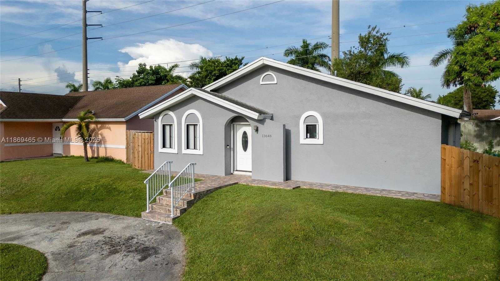 Small Image of 13648 SOUTH WEST 286TH TER, Homestead Number 4