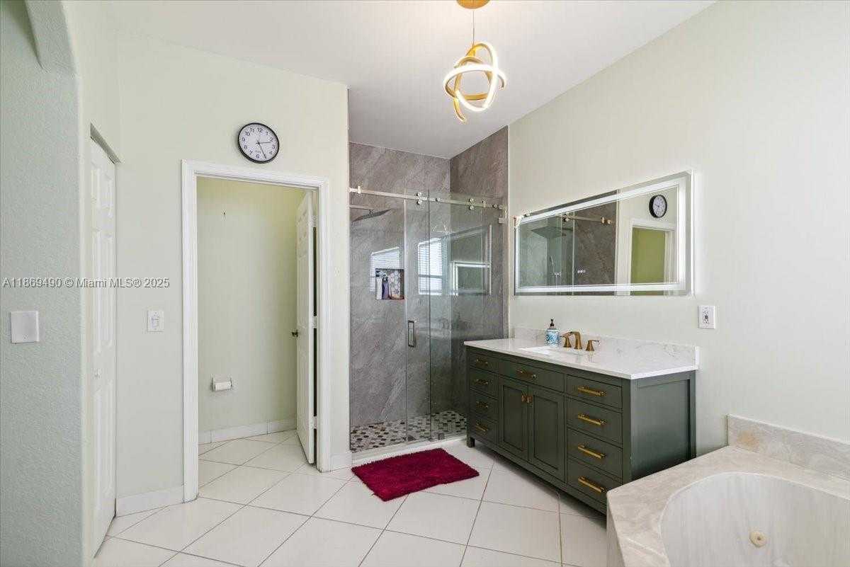 Small Image of 17956 SOUTH WEST 35TH DR, Miramar Number 26