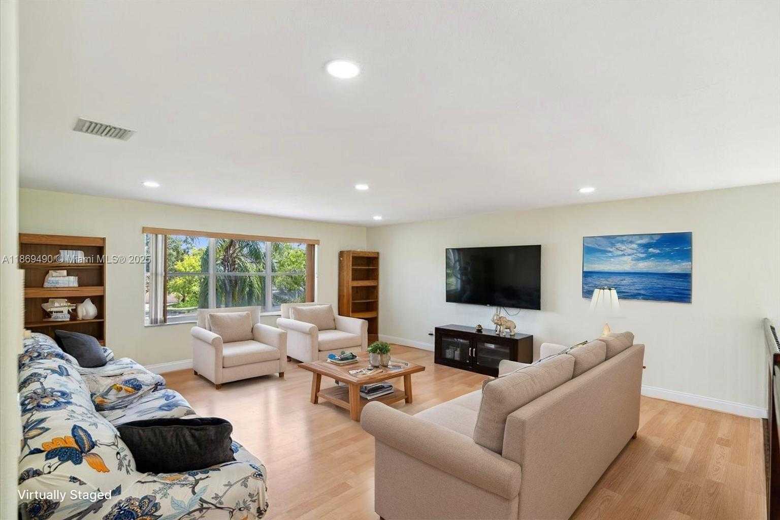 Small Image of 17956 SOUTH WEST 35TH DR, Miramar Number 32