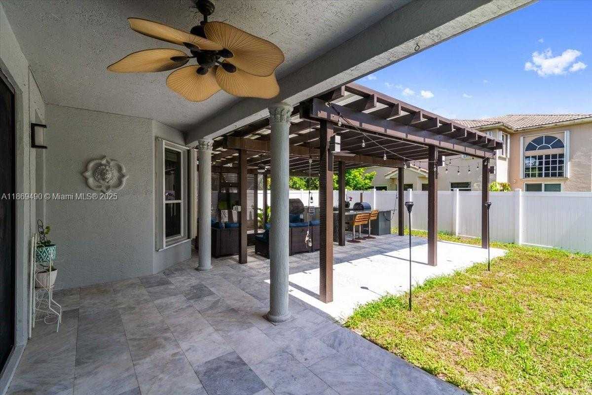 Small Image of 17956 SOUTH WEST 35TH DR, Miramar Number 44