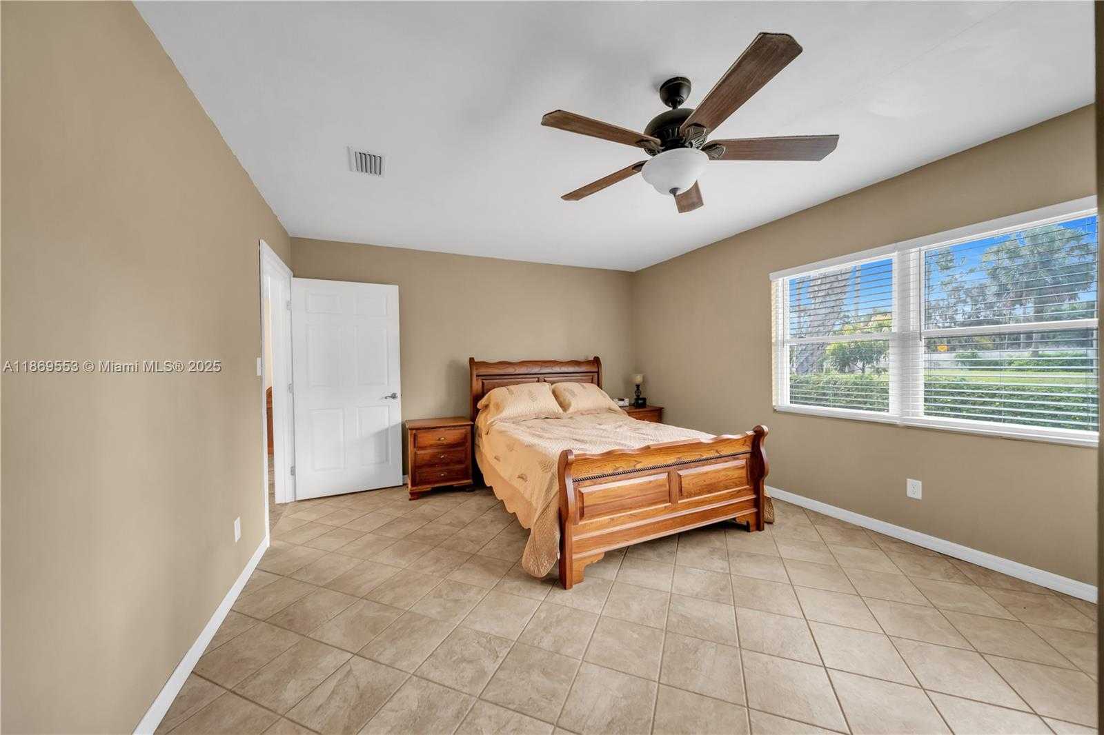 Small Image of 9431 LAKE MARION CREEK ROAD, Other City - In The State Of Florida Number 17