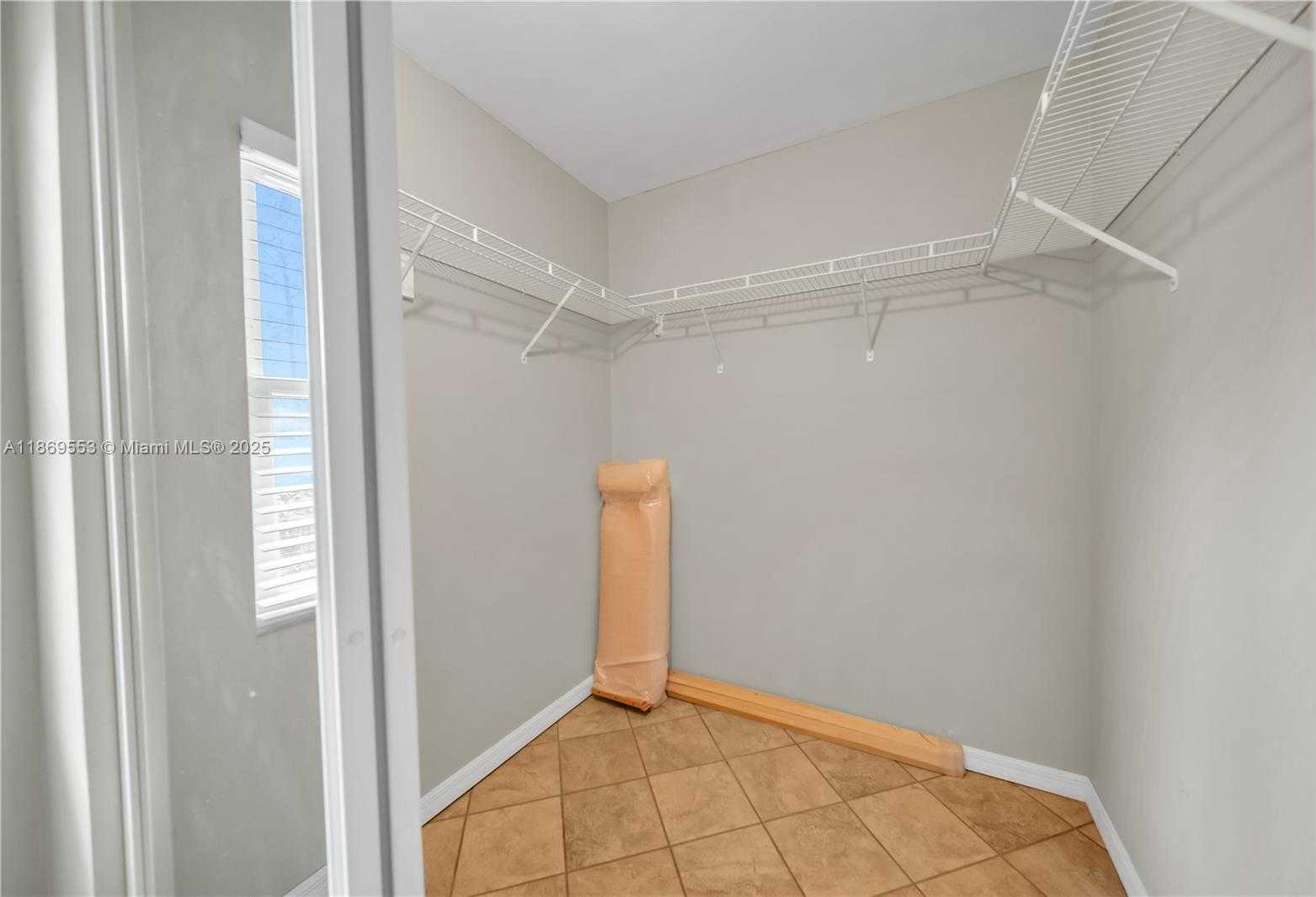 Small Image of 9431 LAKE MARION CREEK ROAD, Other City - In The State Of Florida Number 22