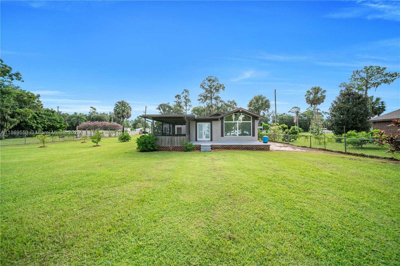 Small Image of 9431 LAKE MARION CREEK ROAD, Other City - In The State Of Florida Number 28