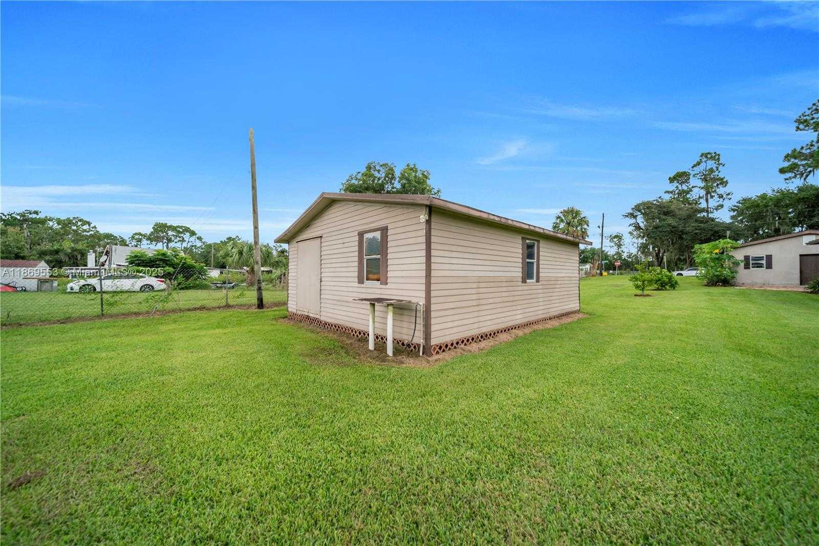 Small Image of 9431 LAKE MARION CREEK ROAD, Other City - In The State Of Florida Number 29