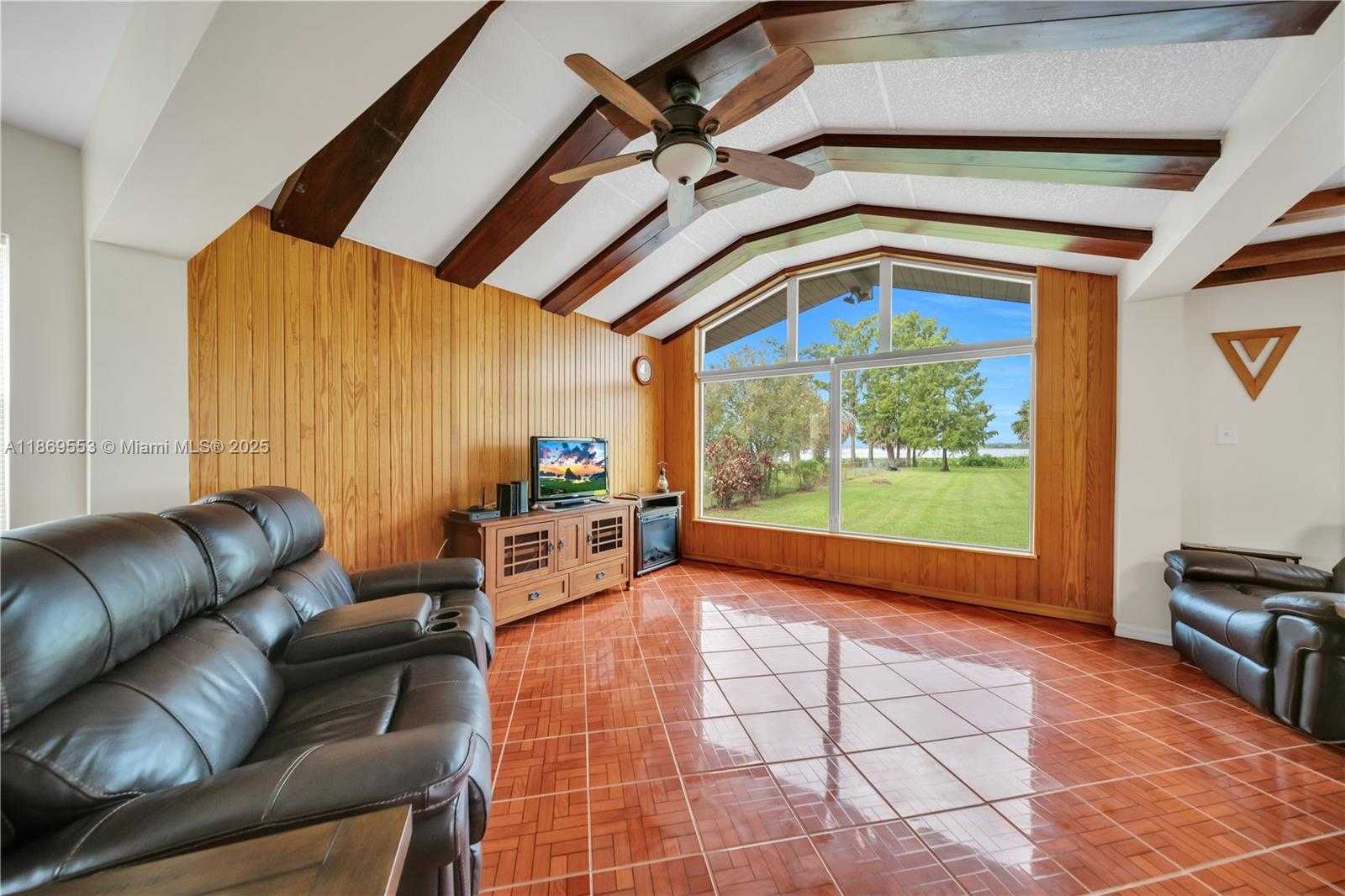 Small Image of 9431 LAKE MARION CREEK ROAD, Other City - In The State Of Florida Number 8