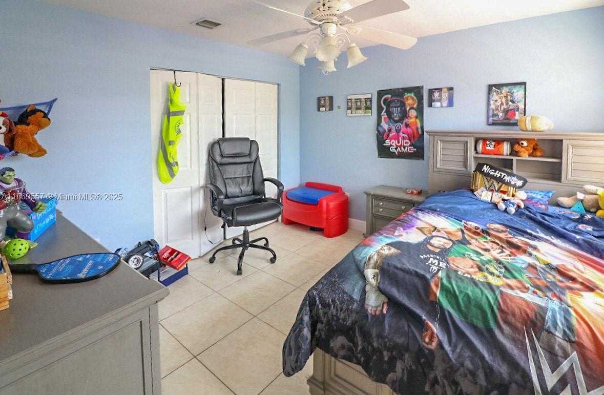 Small Image of 4591 SOUTH WEST 131ST TER, Miramar Number 27