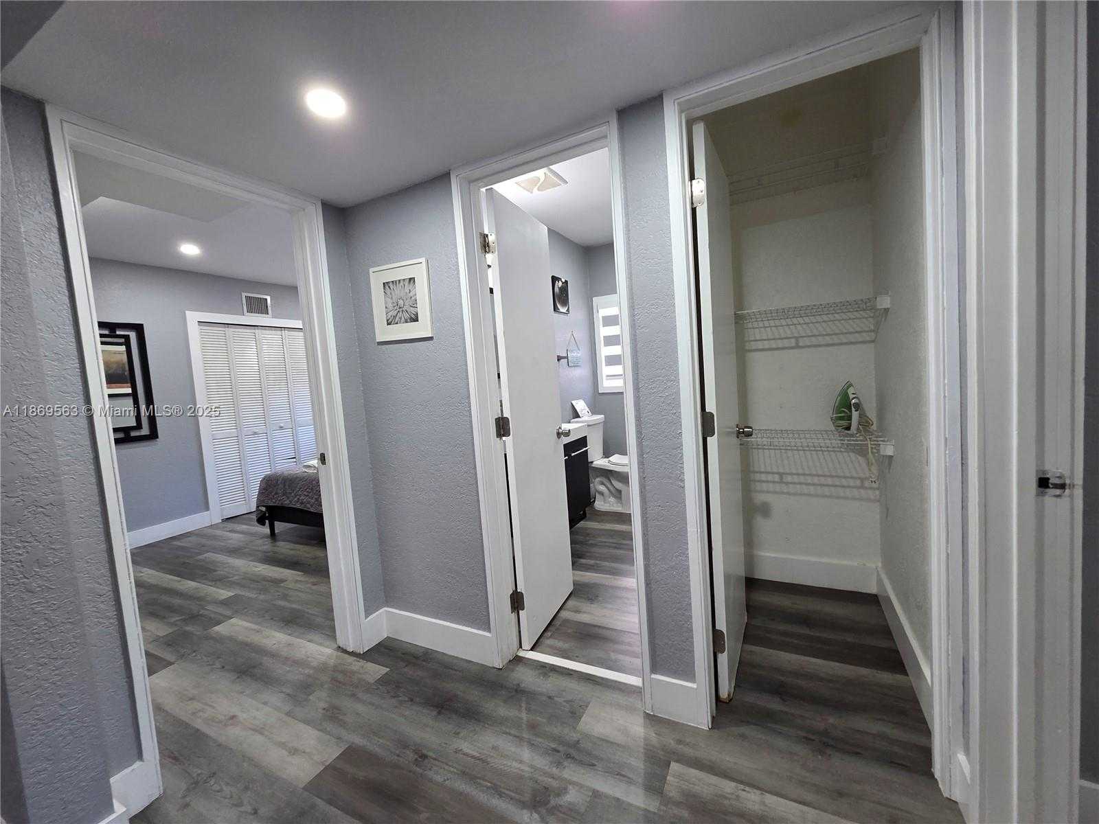 Small Image of 13895 NORTH EAST 11TH AVE, North Miami Number 12