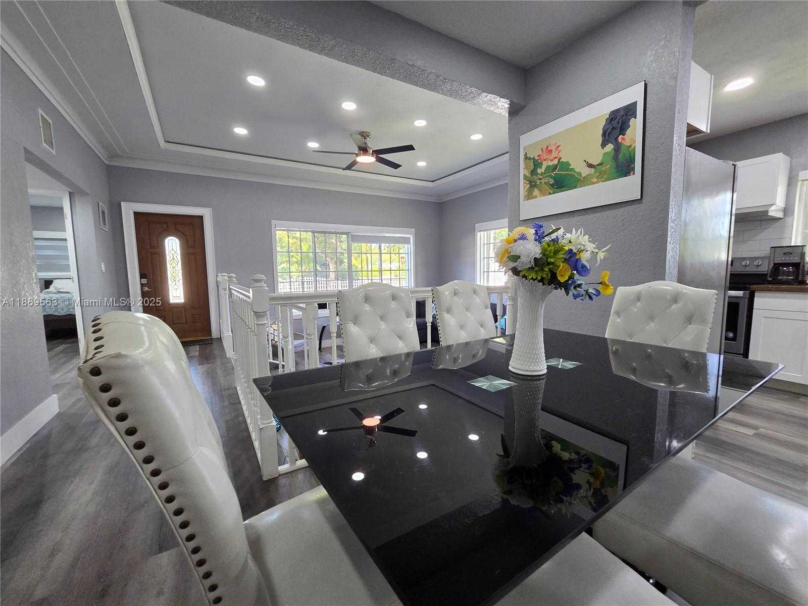 Small Image of 13895 NORTH EAST 11TH AVE, North Miami Number 26