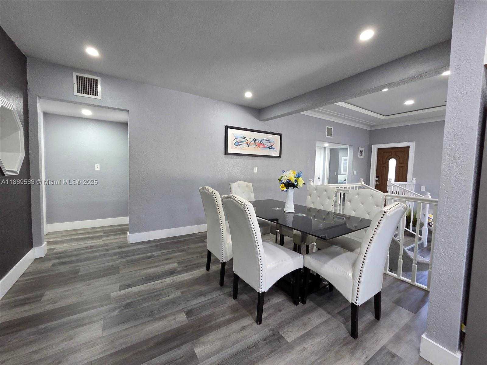 Small Image of 13895 NORTH EAST 11TH AVE, North Miami Number 27