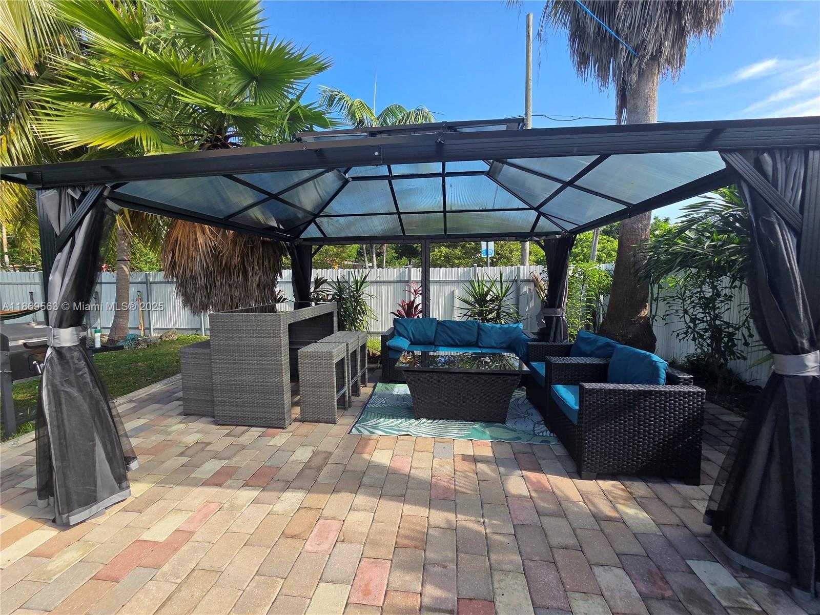 Small Image of 13895 NORTH EAST 11TH AVE, North Miami Number 49