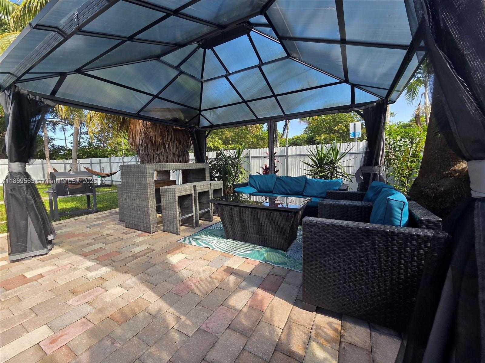 Small Image of 13895 NORTH EAST 11TH AVE, North Miami Number 50