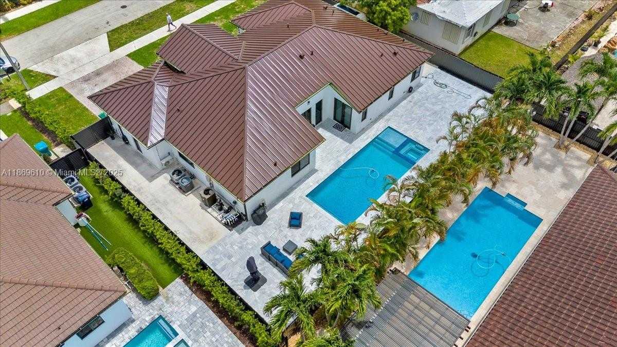 Small Image of 16234 SOUTH WEST 48 TERRACE, Miami Number 10