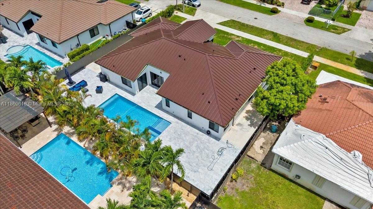 Small Image of 16234 SOUTH WEST 48 TERRACE, Miami Number 12