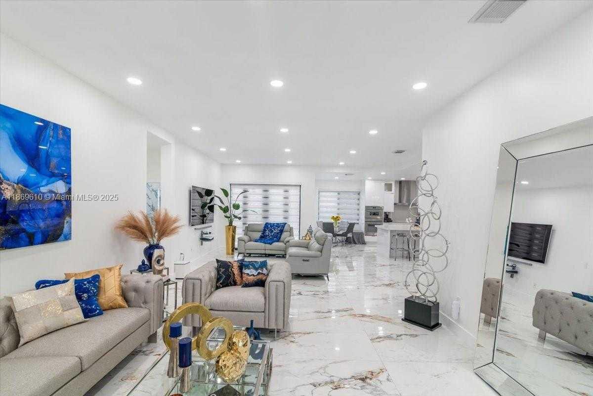 Small Image of 16234 SOUTH WEST 48 TERRACE, Miami Number 19
