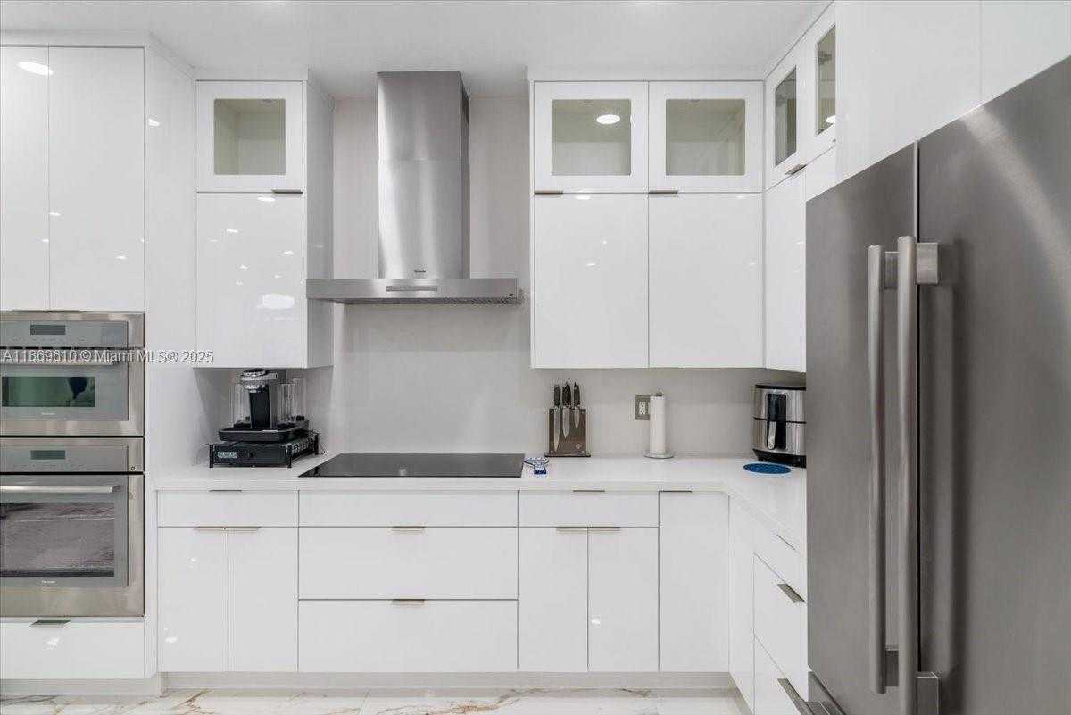 Small Image of 16234 SOUTH WEST 48 TERRACE, Miami Number 30