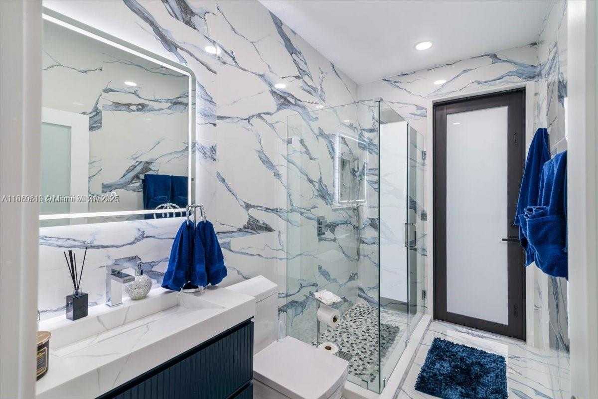 Small Image of 16234 SOUTH WEST 48 TERRACE, Miami Number 33