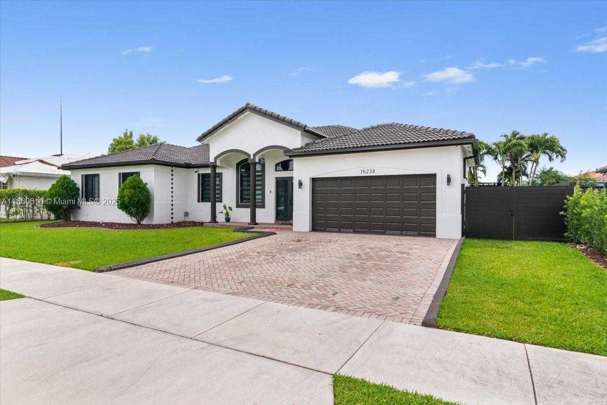 Small Image of 16234 SOUTH WEST 48 TERRACE, Miami Number 4