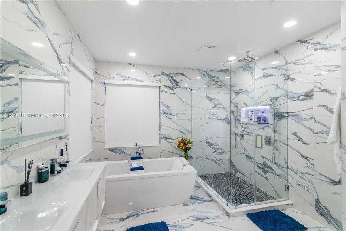 Small Image of 16234 SOUTH WEST 48 TERRACE, Miami Number 44