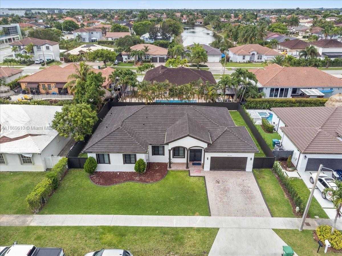 Small Image of 16234 SOUTH WEST 48 TERRACE, Miami Number 7