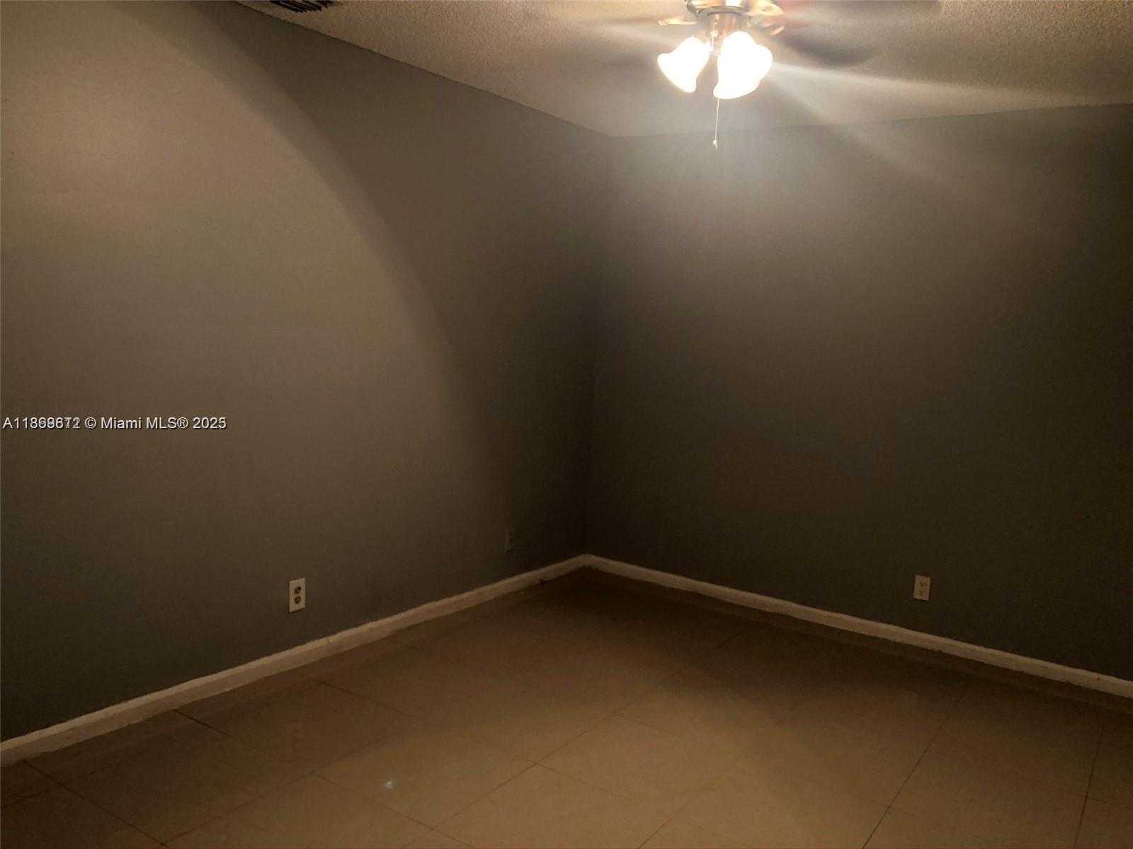 Small Image of 7215 SOUTH WEST 11TH CT, North Lauderdale Number 12