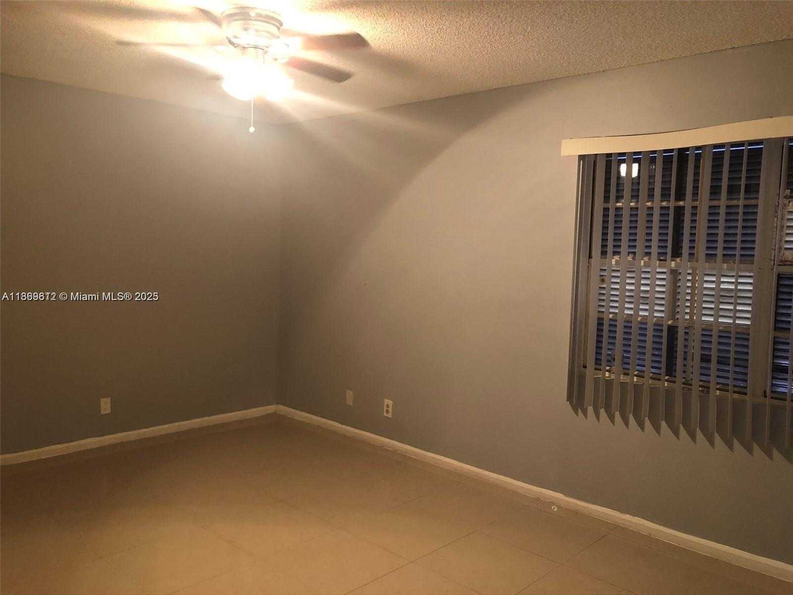 Small Image of 7215 SOUTH WEST 11TH CT, North Lauderdale Number 13
