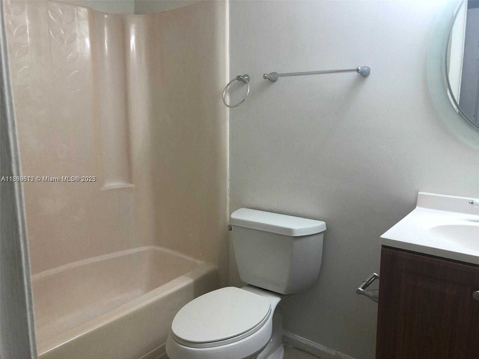 Small Image of 7215 SOUTH WEST 11TH CT, North Lauderdale Number 14