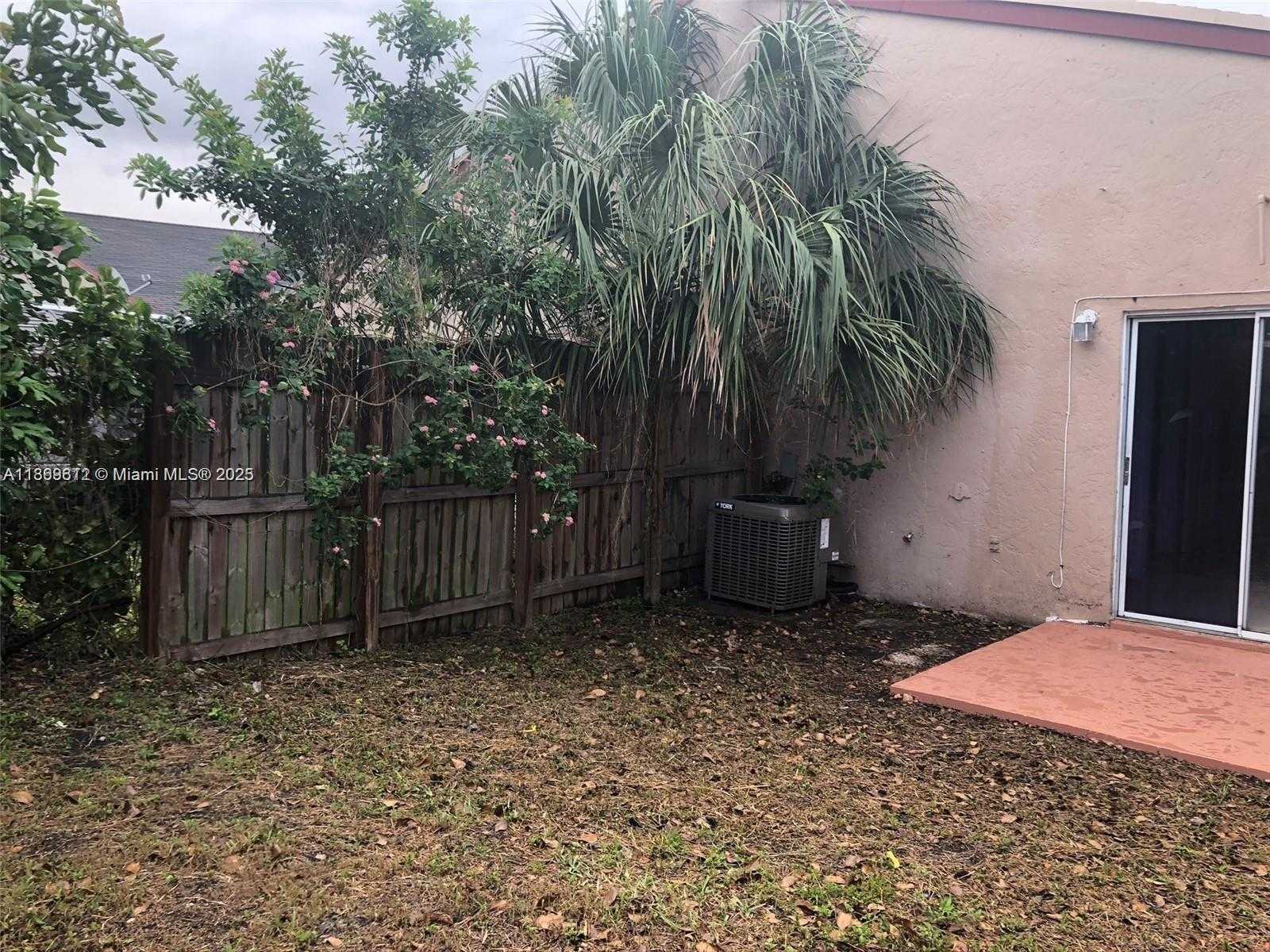 Small Image of 7215 SOUTH WEST 11TH CT, North Lauderdale Number 19