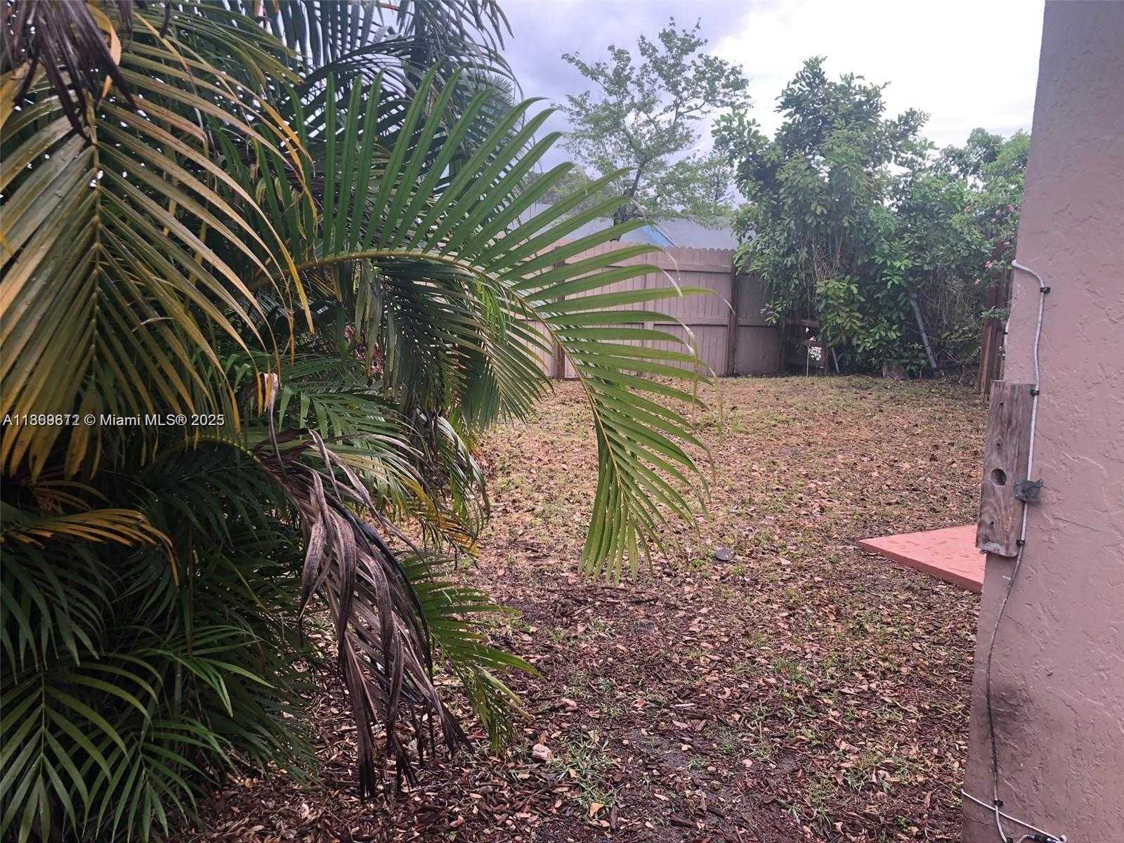 Small Image of 7215 SOUTH WEST 11TH CT, North Lauderdale Number 22