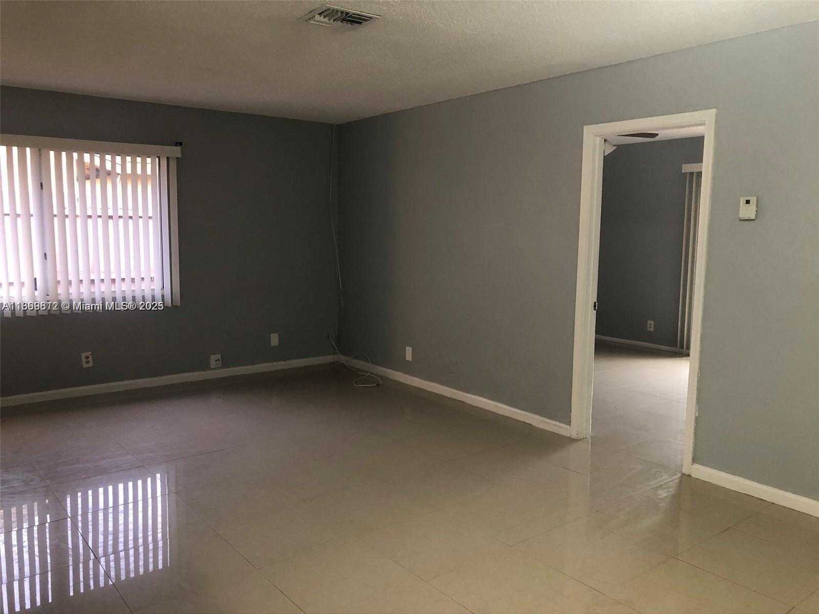 Small Image of 7215 SOUTH WEST 11TH CT, North Lauderdale Number 6