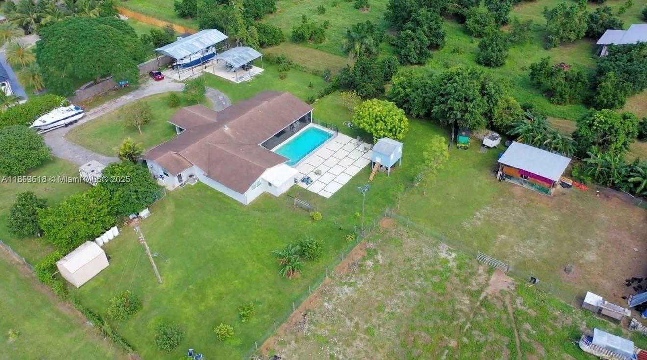 Small Image of 17300 SOUTH WEST 294TH ST, Homestead Number 27