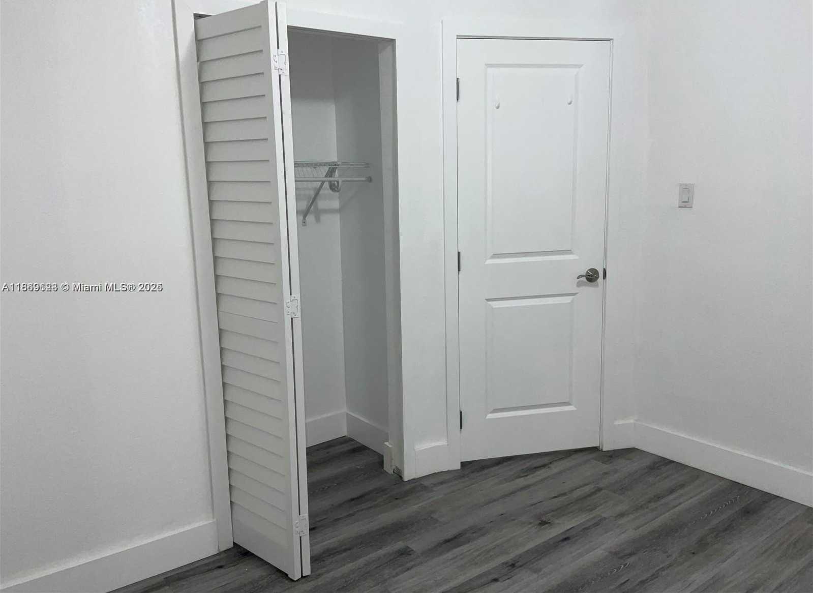 Small Image of 1971 WEST 2ND AVE, Hialeah Number 30