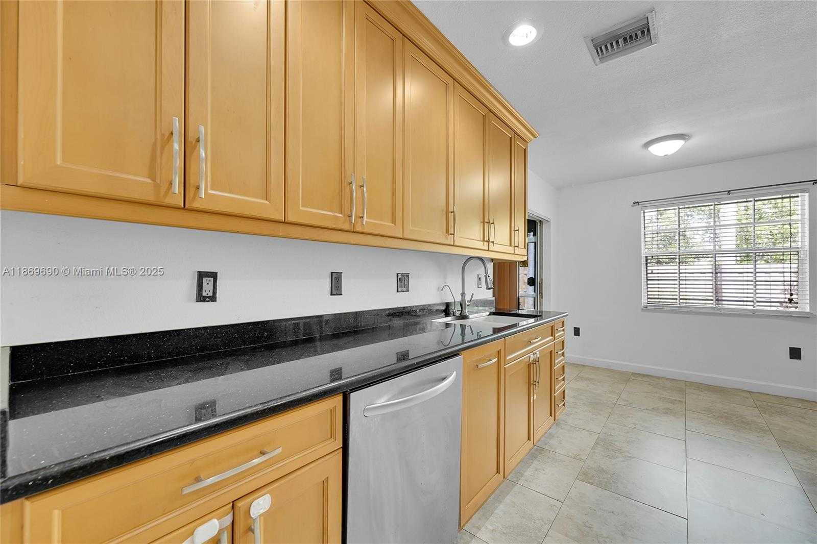Small Image of 5520 NORTH WEST 49TH AVE, Coconut Creek Number 10