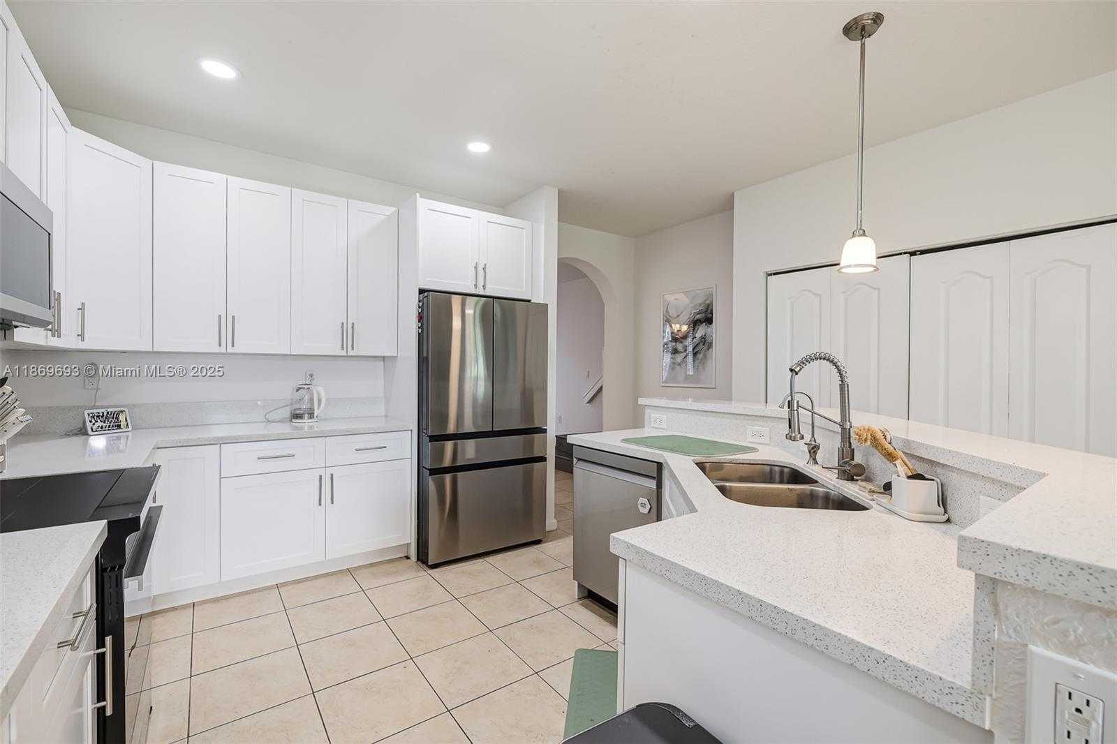 Small Image of 27381 SOUTH WEST 139TH PL, Homestead Number 16