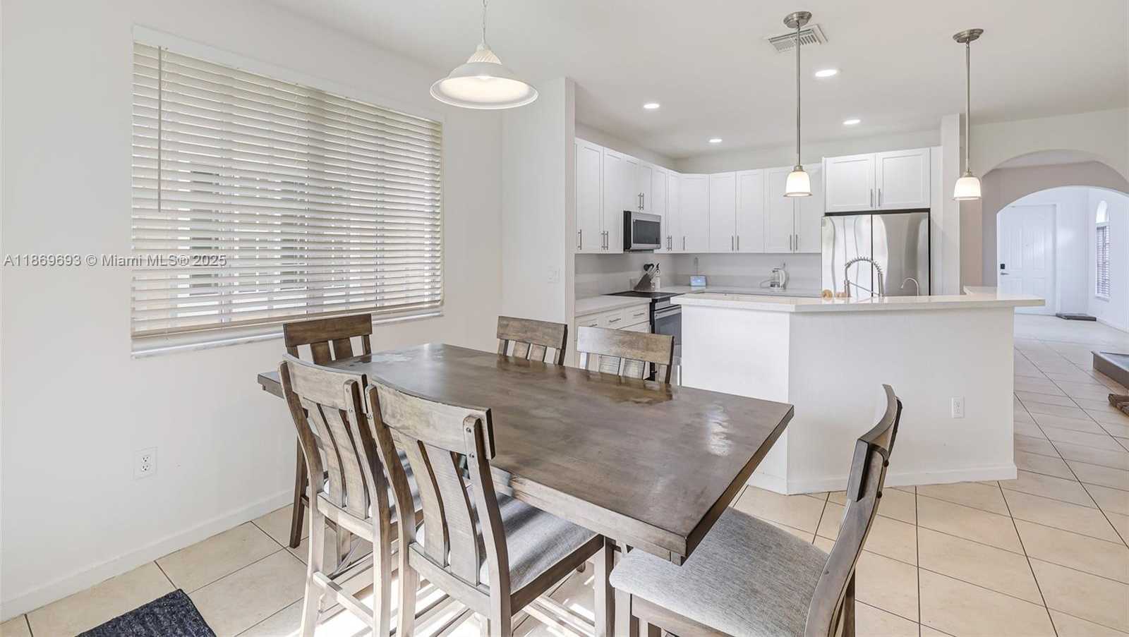 Small Image of 27381 SOUTH WEST 139TH PL, Homestead Number 19