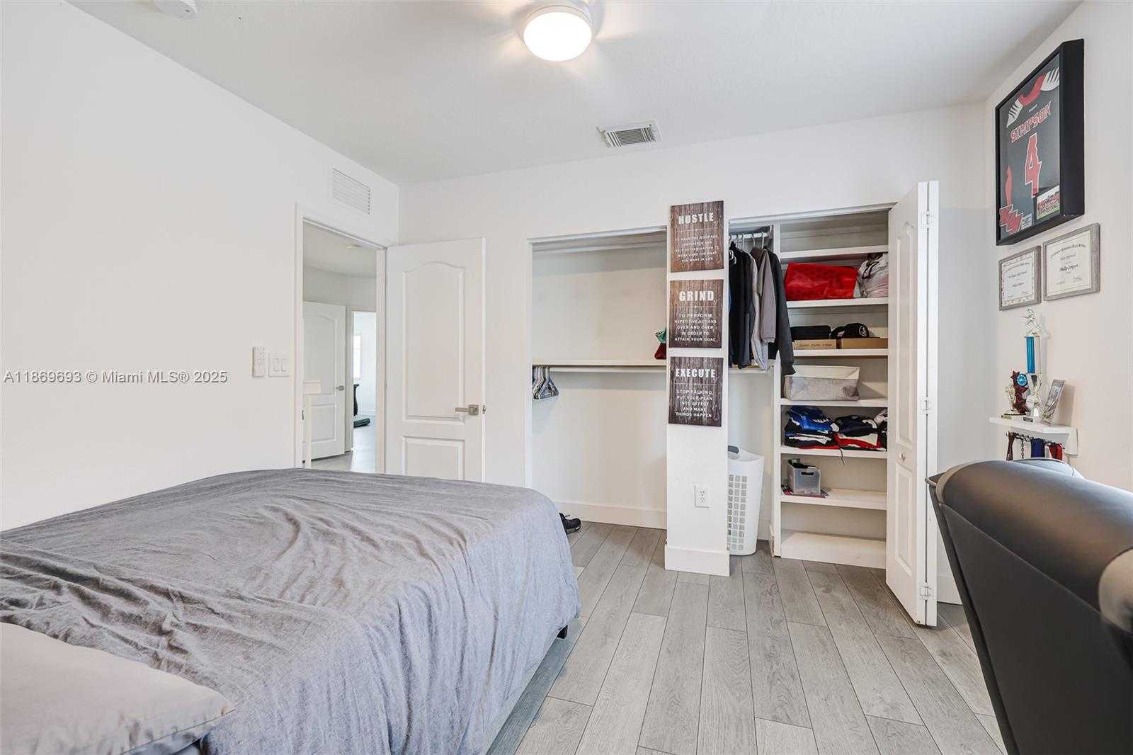 Small Image of 27381 SOUTH WEST 139TH PL, Homestead Number 42