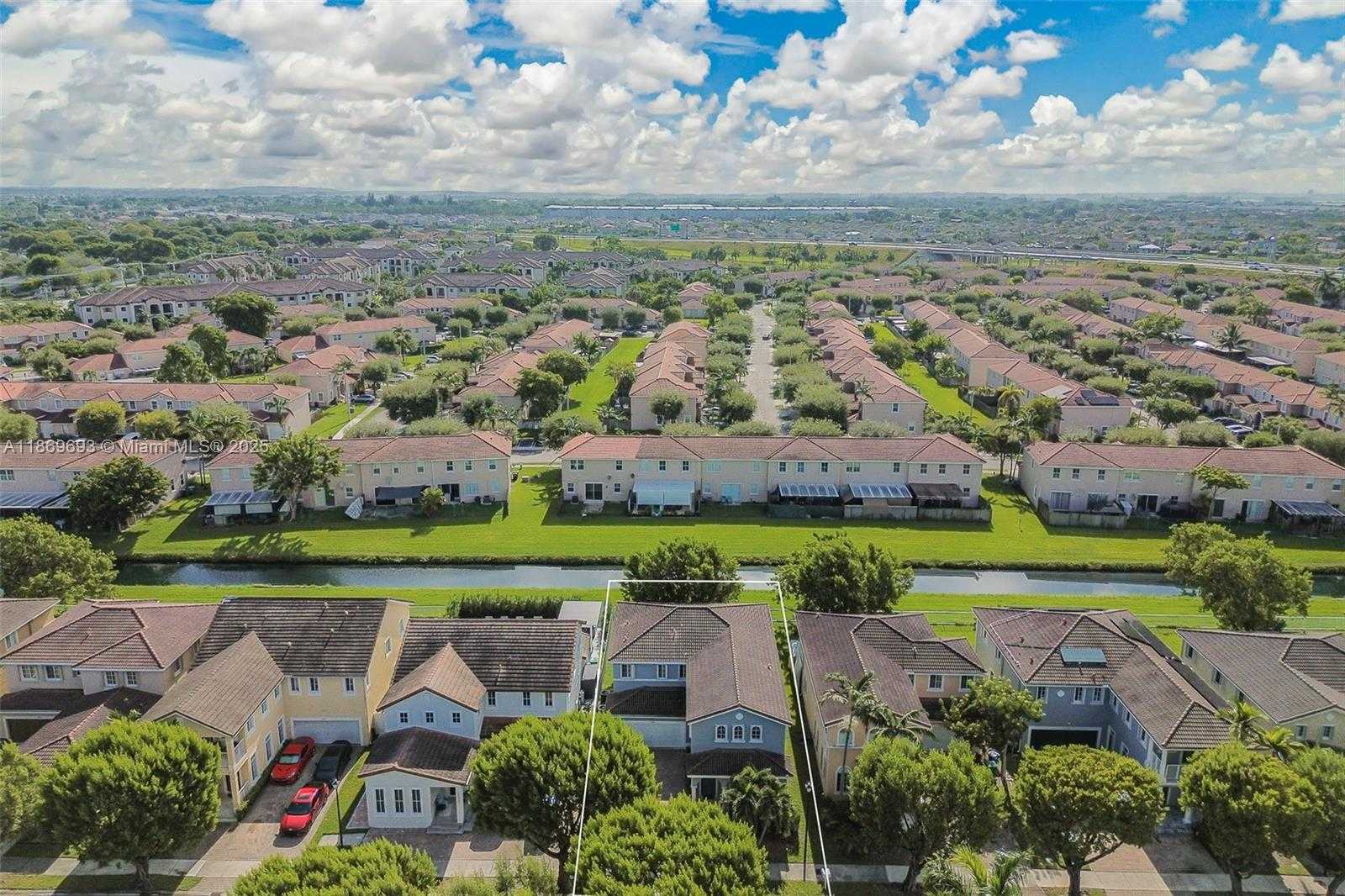 Small Image of 27381 SOUTH WEST 139TH PL, Homestead Number 57