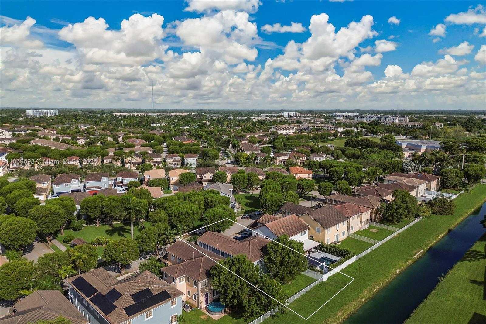 Small Image of 27381 SOUTH WEST 139TH PL, Homestead Number 61