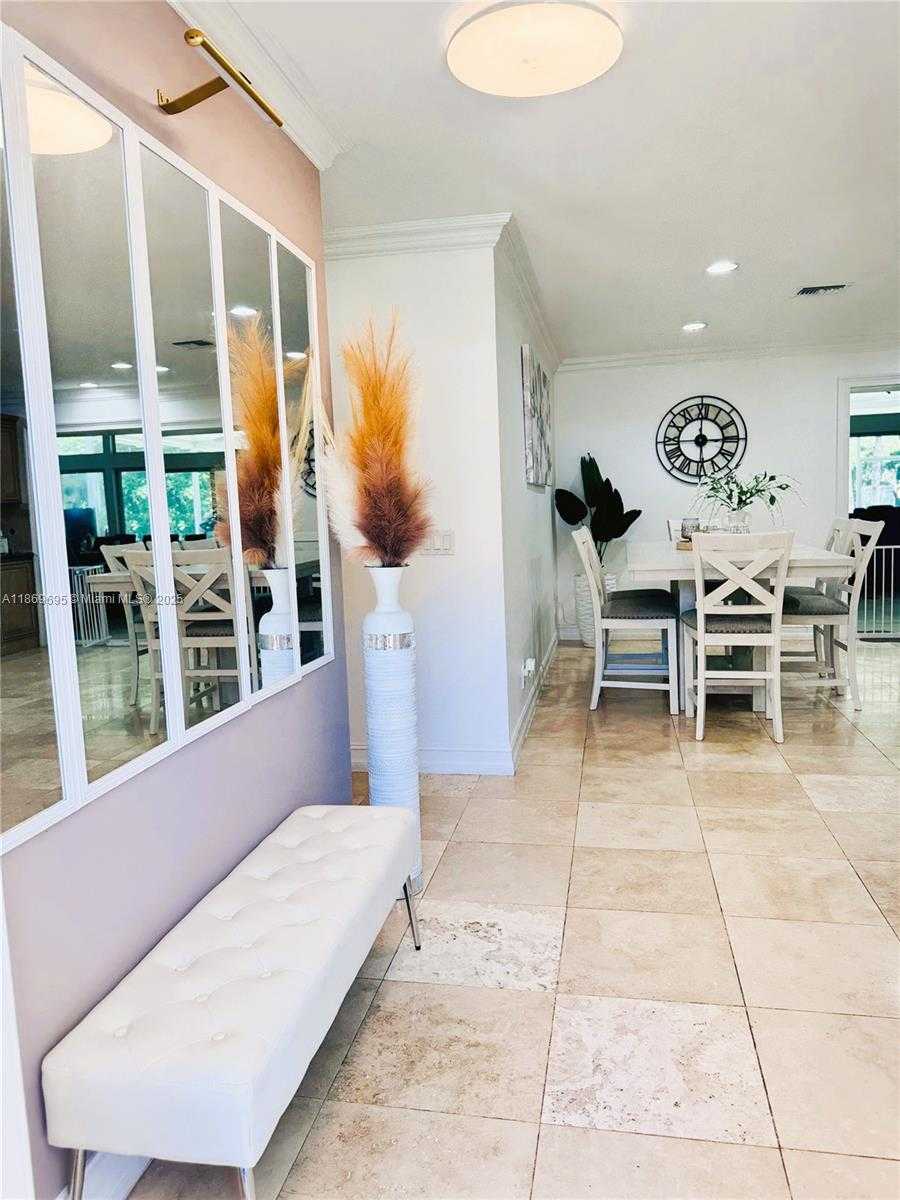 Small Image of 14691 SOUTH WEST 20TH ST, Davie Number 10