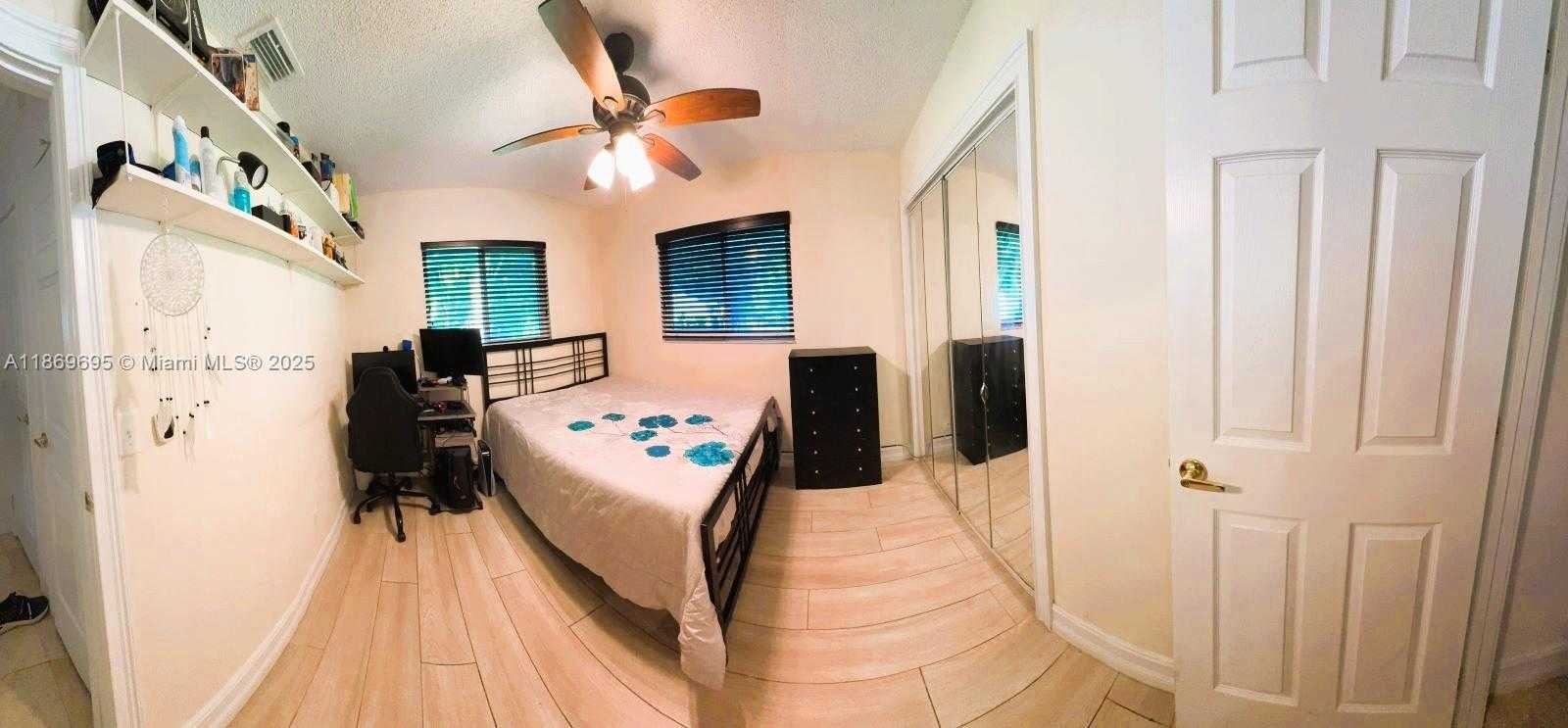 Small Image of 14691 SOUTH WEST 20TH ST, Davie Number 24