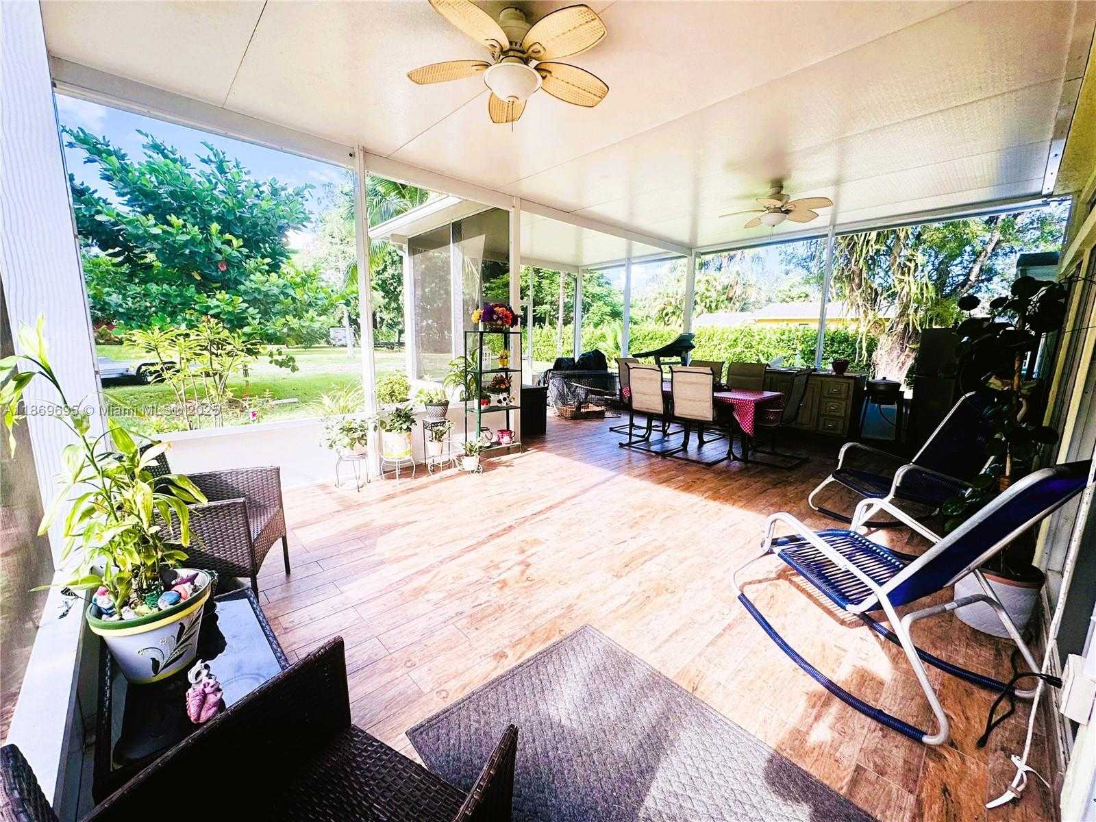 Small Image of 14691 SOUTH WEST 20TH ST, Davie Number 38